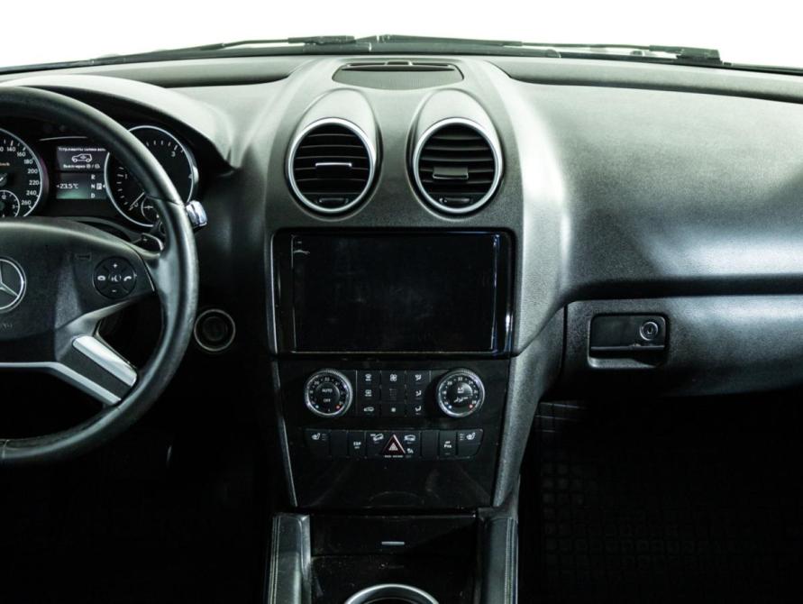 Mercedes-Benz M-Класс II (W164) Рестайлинг Санкт-Петербург  - изображение 15