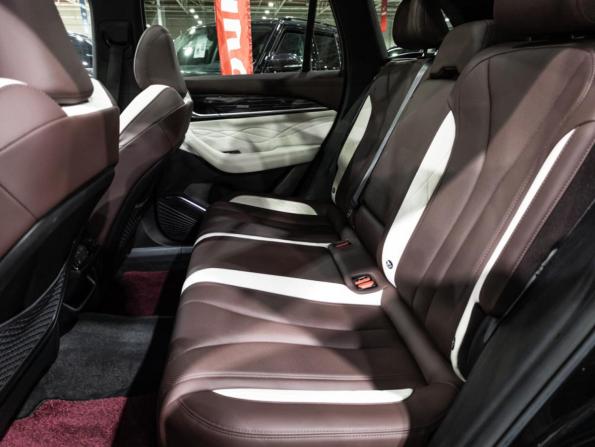 Geely Monjaro I с пробегом 2023 года, цена 3 269 700 рублей, 23604 км, внедорожник, Автокод Объявления