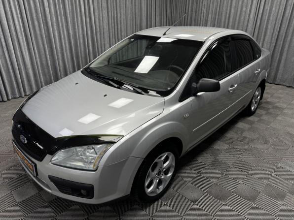 Ford Focus II с пробегом 2005 года, цена 390 000 рублей, 275437 км, седан, Автокод Объявления