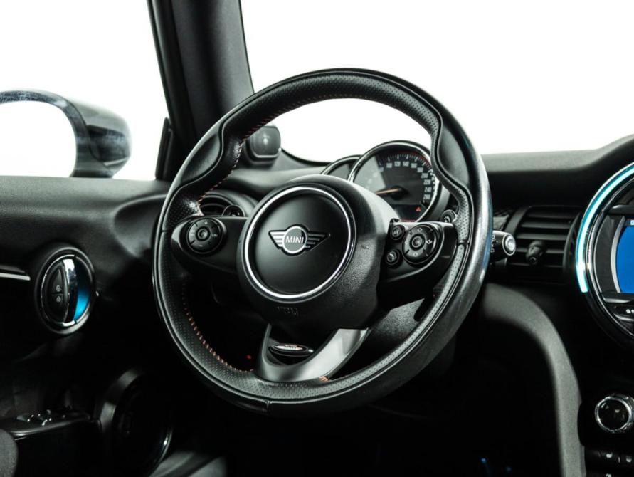 Mini Hatch III (F55/F56) Рестайлинг Санкт-Петербург  - изображение 16