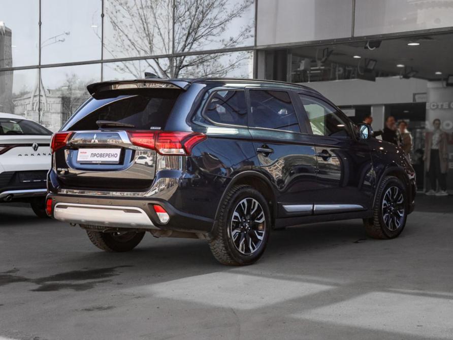 Mitsubishi Outlander III Рестайлинг 3 Москва  - изображение 4