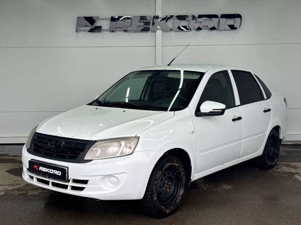 Lada (ВАЗ) Granta I с пробегом 2014 года, цена 370 000 рублей, 215428 км, седан, Автокод Объявления