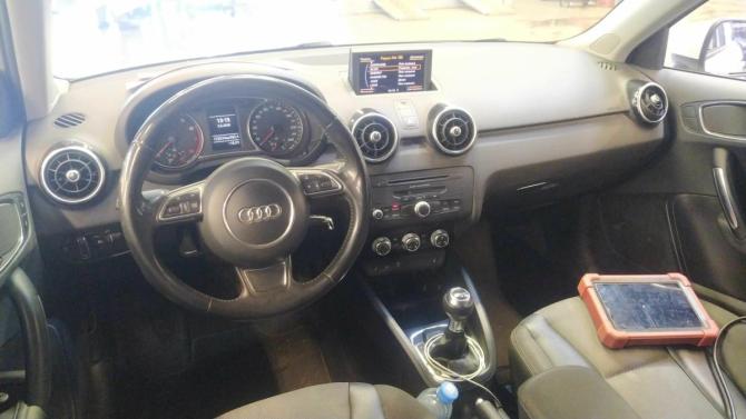 Audi A1 I (8X) с пробегом 2012 года, цена 1 000 000 рублей, 132634 км, хэтчбек, Автокод Объявления