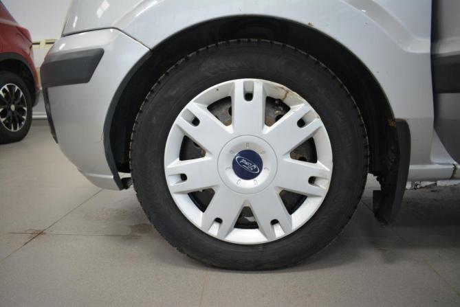 Ford Fusion I Рестайлинг с пробегом 2006 года, цена 399 000 рублей, 140000 км, хэтчбек, Автокод Объявления