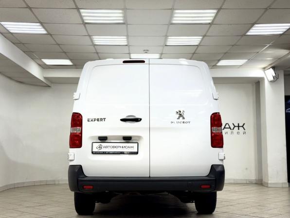 Peugeot Expert III с пробегом 2018 года, цена 2 450 000 рублей, 181517 км, фургон, Автокод Объявления