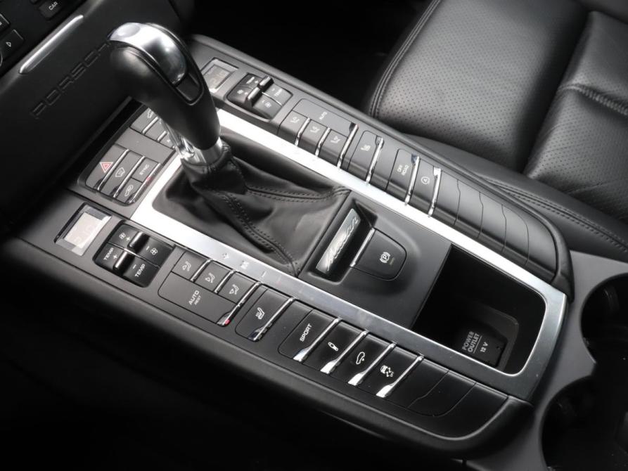 Porsche Macan I Москва  - изображение 18
