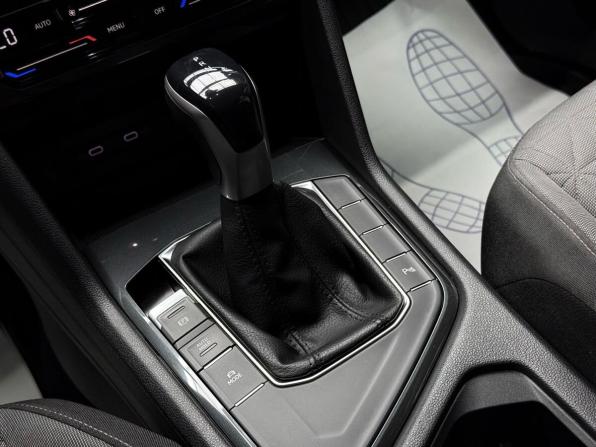 Volkswagen Tiguan II Рестайлинг с пробегом 2021 года, цена 2 579 000 рублей, 129693 км, внедорожник, Автокод Объявления