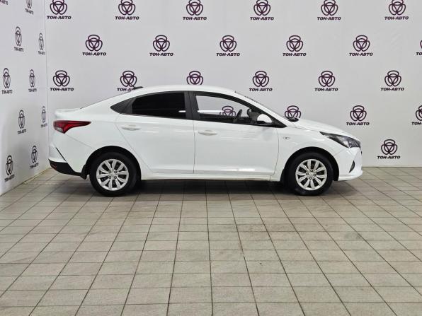 Hyundai Solaris II Рестайлинг с пробегом 2020 года, цена 1 488 000 рублей, 119788 км, седан, Автокод Объявления