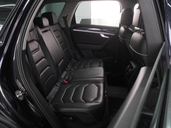 Volkswagen Touareg III с пробегом 2020 года, цена 4 999 000 рублей, 105901 км, внедорожник, Автокод Объявления