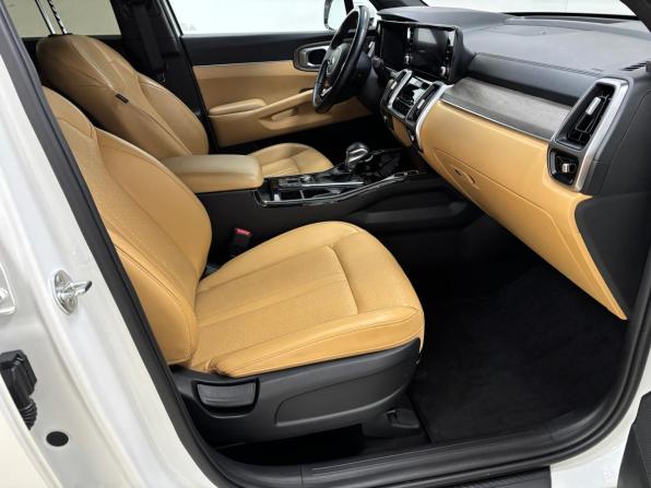Kia Sorento IV с пробегом 2021 года, цена 3 400 000 рублей, 53038 км, внедорожник, Автокод Объявления