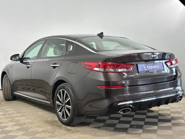 Kia Optima IV Рестайлинг с пробегом 2018 года, цена 1 965 000 рублей, 122007 км, седан, Автокод Объявления