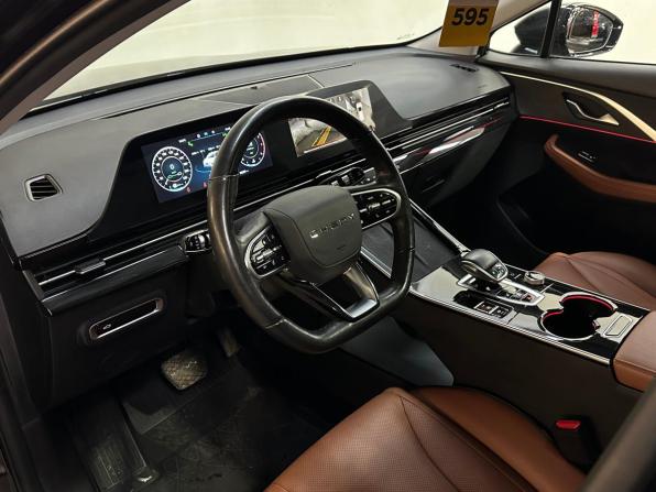 Omoda C5 I с пробегом 2023 года, цена 1 790 000 рублей, 50356 км, внедорожник, Автокод Объявления