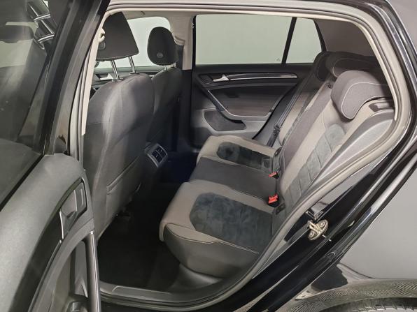 Volkswagen Golf VII с пробегом 2014 года, цена 949 000 рублей, 322578 км, хэтчбек, Автокод Объявления