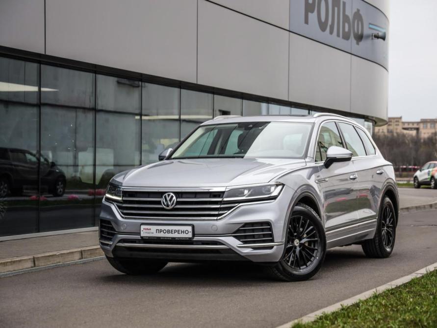 Volkswagen Touareg III Санкт-Петербург  - изображение 1
