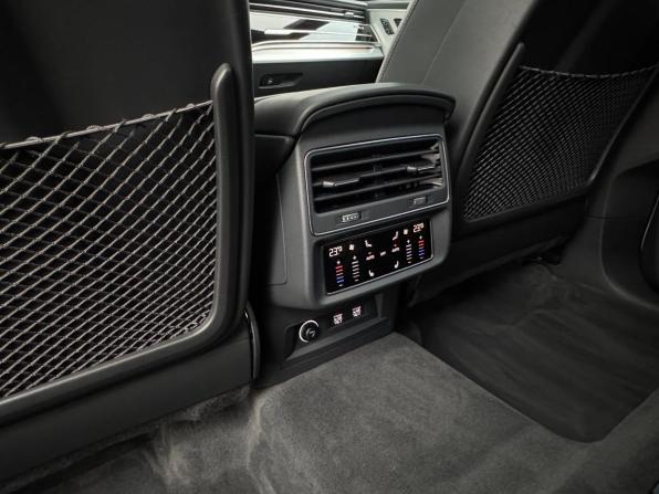 Audi Q8 I (4M) с пробегом 2020 года, цена 7 990 000 рублей, 62735 км, внедорожник, Автокод Объявления