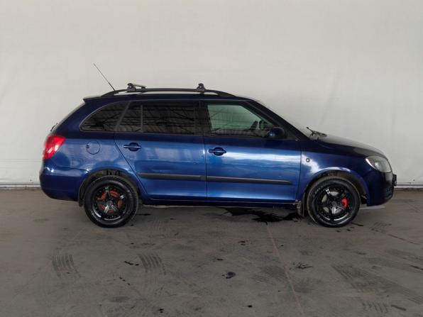 Skoda Fabia II с пробегом 2009 года, цена 427 000 рублей, 217124 км, универсал, Автокод Объявления