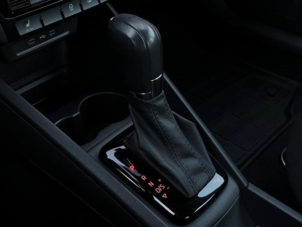 Volkswagen Polo VI с пробегом 2022 года, цена 1 848 700 рублей, 47197 км, лифтбек, Автокод Объявления