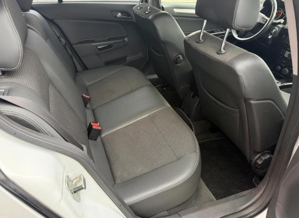Opel Astra H Рестайлинг с пробегом 2014 года, цена 675 000 рублей, 119794 км, хэтчбек, Автокод Объявления