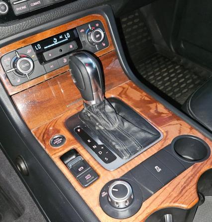 Volkswagen Touareg II с пробегом 2011 года, цена 1 780 000 рублей, 267837 км, внедорожник, Автокод Объявления