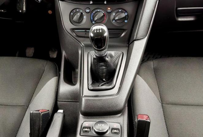 Ford Focus III с пробегом 2013 года, цена 1 030 000 рублей, 101050 км, хэтчбек, Автокод Объявления