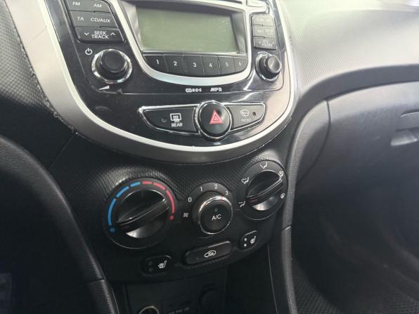 Hyundai Solaris I с пробегом 2013 года, цена 639 000 рублей, 218990 км, седан, Автокод Объявления
