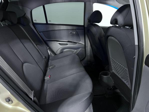Kia Rio II Рестайлинг с пробегом 2011 года, цена 550 000 рублей, 166192 км, хэтчбек, Автокод Объявления