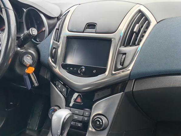 Chevrolet Cruze I Рестайлинг с пробегом 2013 года, цена 569 000 рублей, 321807 км, универсал, Автокод Объявления
