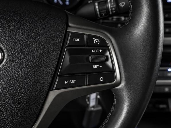 Hyundai Elantra VI (AD) с пробегом 2018 года, цена 1 609 000 рублей, 121109 км, седан, Автокод Объявления
