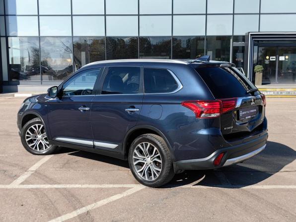 Mitsubishi Outlander III Рестайлинг 2 с пробегом 2018 года, цена 2 149 000 рублей, 186000 км, внедорожник, Автокод Объявления