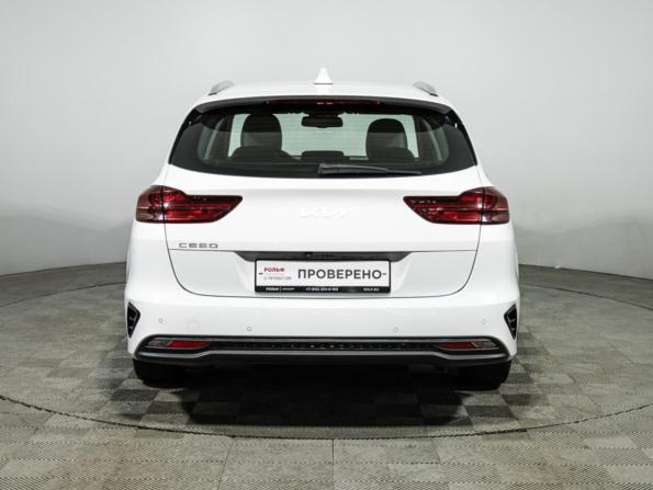 Kia Ceed III Рестайлинг с пробегом 2021 года, цена 2 190 000 рублей, 82000 км, универсал, Автокод Объявления