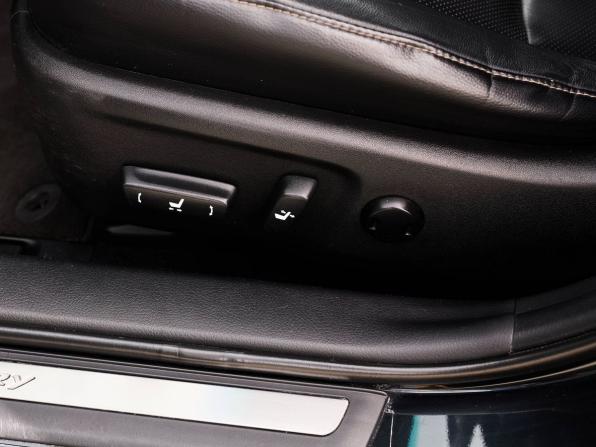 Toyota Camry VII (XV50) Рестайлинг 2 с пробегом 2017 года, цена 2 267 000 рублей, 149701 км, седан, Автокод Объявления