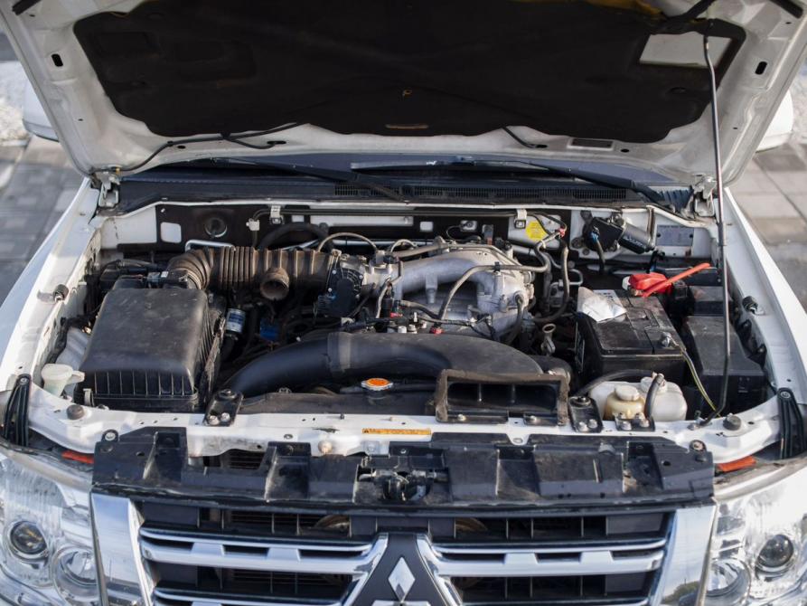 Mitsubishi Pajero IV Рестайлинг 1 Курган  - изображение 19