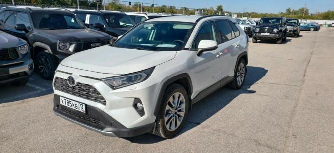 Toyota RAV4 V (XA50)