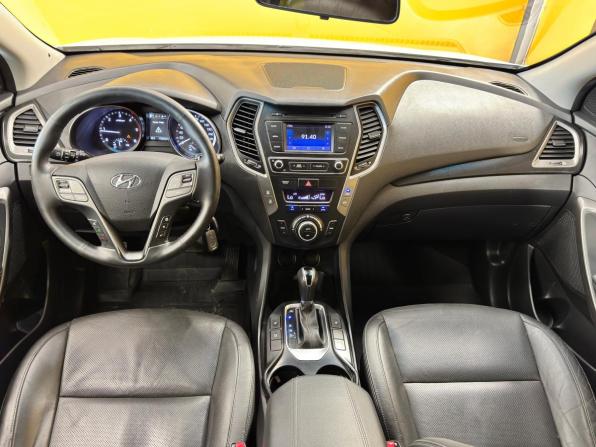 Hyundai Santa Fe III Рестайлинг с пробегом 2018 года, цена 2 099 000 рублей, 119263 км, внедорожник, Автокод Объявления