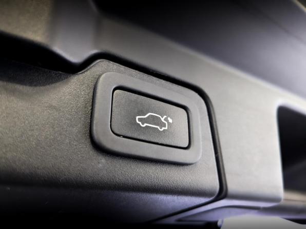 Land Rover Range Rover Evoque I Рестайлинг с пробегом 2017 года, цена 2 855 000 рублей, 82560 км, внедорожник, Автокод Объявления