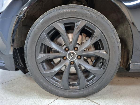 Audi A6 IV (C7) Рестайлинг с пробегом 2015 года, цена 1 549 000 рублей, 308250 км, седан, Автокод Объявления
