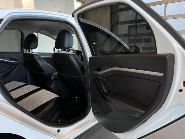 Lada (ВАЗ) Vesta I с пробегом 2022 года, цена 1 221 000 рублей, 64555 км, седан, Автокод Объявления