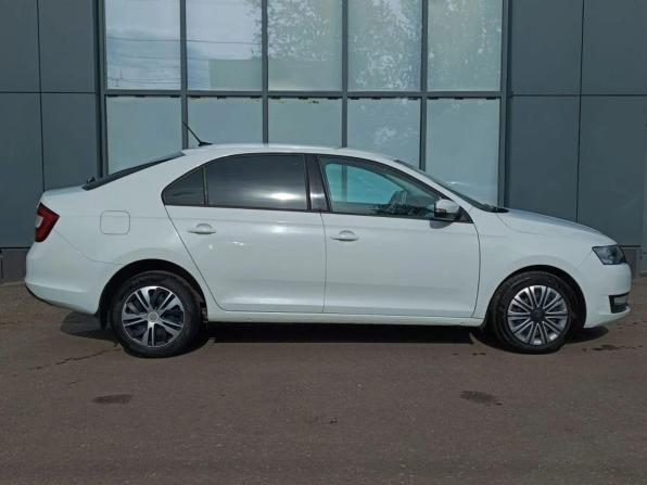 Skoda Rapid I Рестайлинг с пробегом 2019 года, цена 1 325 000 рублей, 112950 км, лифтбек, Автокод Объявления