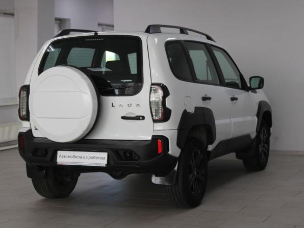 Lada (ВАЗ) Niva Travel I с пробегом 2022 года, цена 949 900 рублей, 58773 км, внедорожник, Автокод Объявления