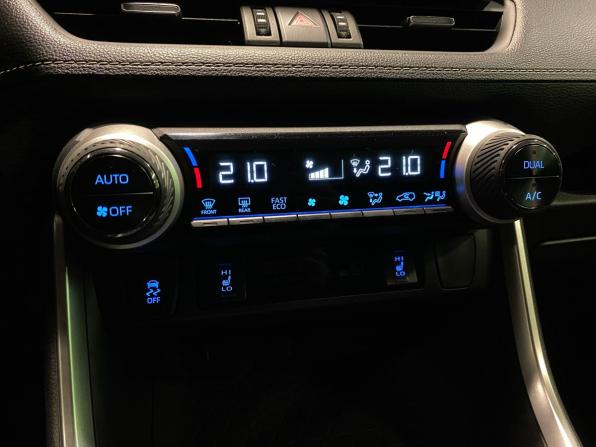 Toyota RAV4 V (XA50) с пробегом 2020 года, цена 3 450 000 рублей, 80524 км, внедорожник, Автокод Объявления