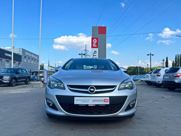 Opel Astra J Рестайлинг с пробегом 2013 года, цена 699 000 рублей, 198165 км, седан, Автокод Объявления