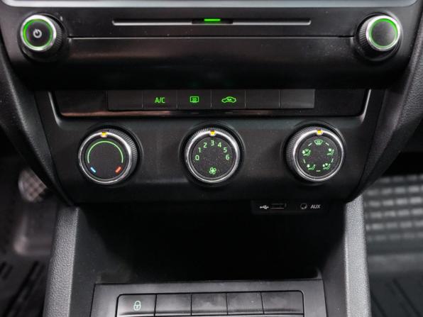 Skoda Octavia III (A7) с пробегом 2013 года, цена 773 000 рублей, 280000 км, лифтбек, Автокод Объявления