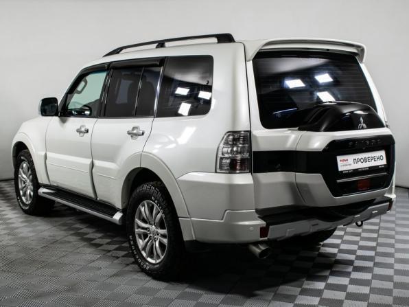 Mitsubishi Pajero IV Рестайлинг 2 с пробегом 2017 года, цена 2 980 000 рублей, 91563 км, внедорожник, Автокод Объявления
