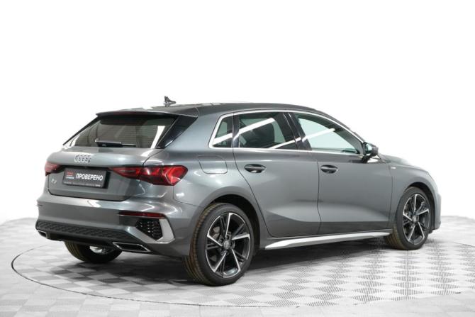 Audi A3 IV (8Y) с пробегом 2021 года, цена 2 950 000 рублей, 54000 км, хэтчбек, Автокод Объявления
