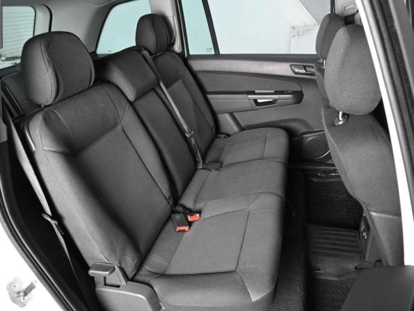 Opel Zafira B Рестайлинг с пробегом 2012 года, цена 859 000 рублей, 219708 км, компактвэн, Автокод Объявления