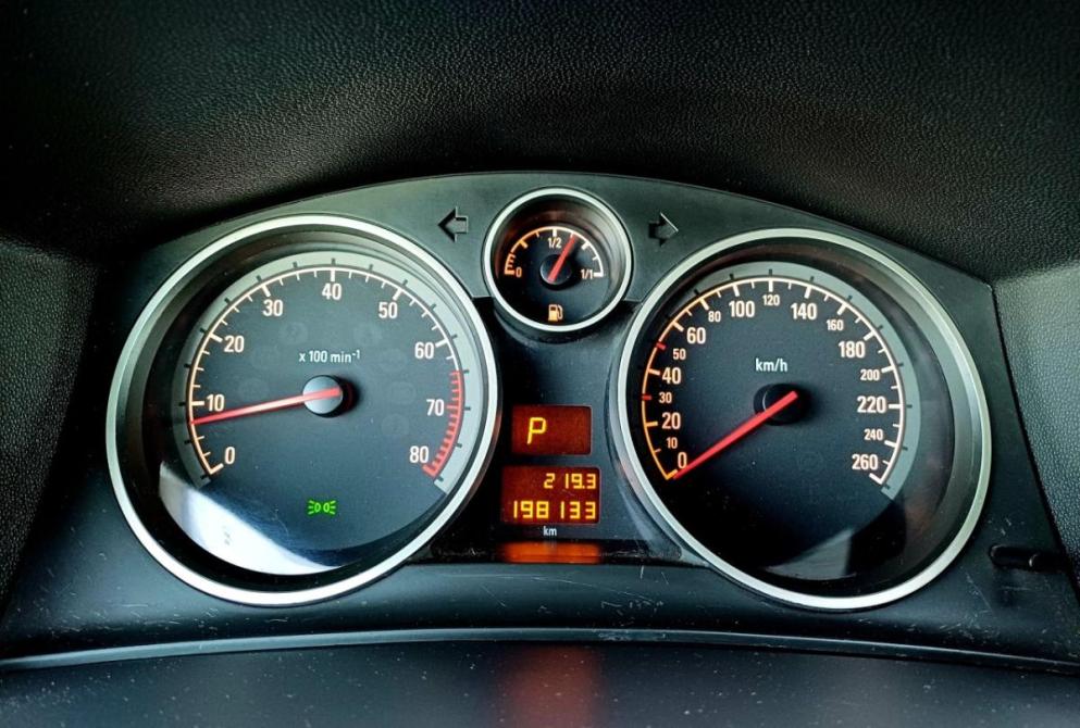 Opel Astra H Рестайлинг Абакан  - изображение 21