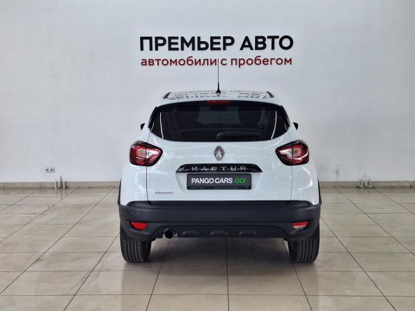 Renault Kaptur I с пробегом 2017 года, цена 990 000 рублей, 193541 км, внедорожник, Автокод Объявления