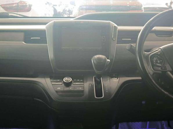 Honda Freed II с пробегом 2019 года, цена 1 450 000 рублей, 217061 км, компактвэн, Автокод Объявления