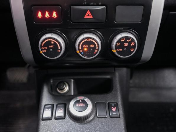 Nissan X-Trail II Рестайлинг с пробегом 2011 года, цена 1 250 000 рублей, 198131 км, внедорожник, Автокод Объявления