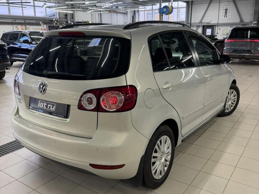 Volkswagen Golf Plus II Санкт-Петербург  - изображение 2